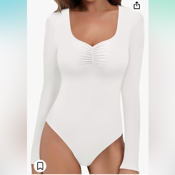 NWT Long Sleeve Bodysuit Plicated V Neck Sweetheart Neckline Going Out - Picture 1 of 7